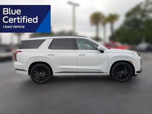 Used 2024 Hyundai Palisade Calligraphy AWD/4WD image 3