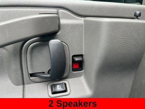 Used 2023 GMC Savana 2500 w/ Driver Convenience Package image 15