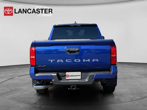Certified 2025 Toyota Tacoma SR5 AWD/4WD image 6