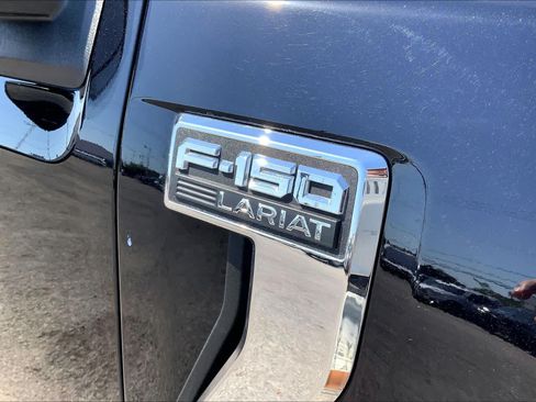 Used 2024 Ford F150 Lariat w/ FX4 Off-Road Package AWD/4WD image 31
