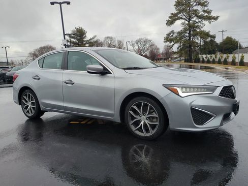 Used 2022 Acura ILX w/ Premium Package image 2