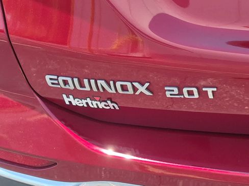 Used 2018 Chevrolet Equinox LT w/ Sun & Infotainment Package AWD/4WD image 23