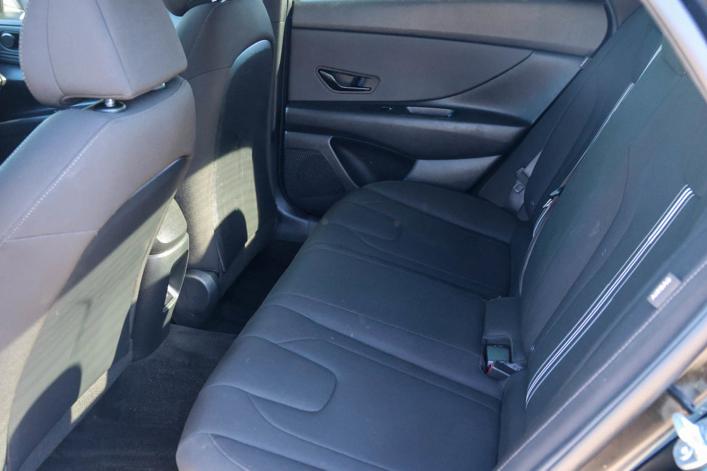 Used 2026 Hyundai Elantra Sport FWD image 12