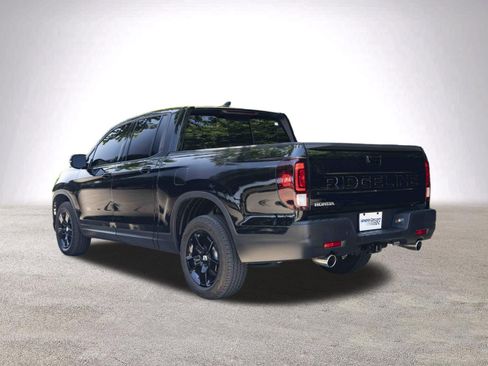 Used 2025 Honda Ridgeline Black Edition image 7