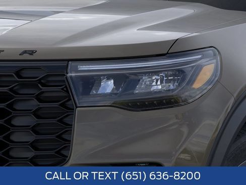 Used 2026 Ford Explorer ST-Line w/ ST-Line Street Pack AWD/4WD image 21