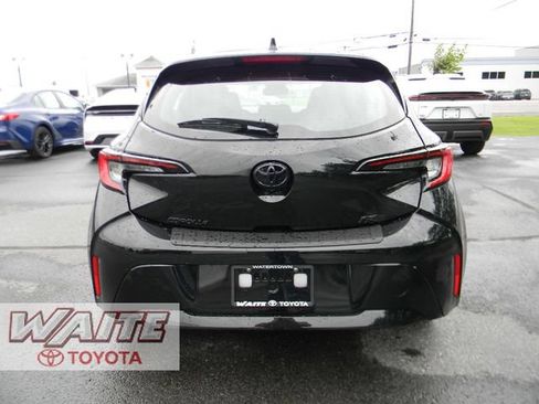 New 2026 Toyota Corolla SE FWD image 3