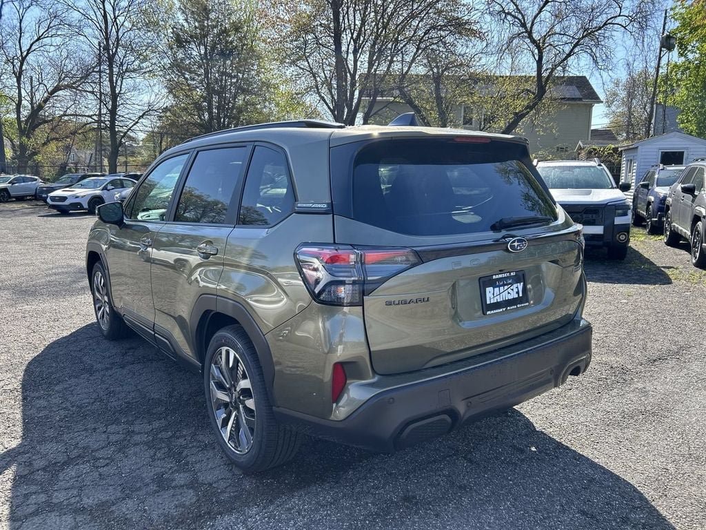 New 2026 Subaru Forester Touring AWD/4WD image 6