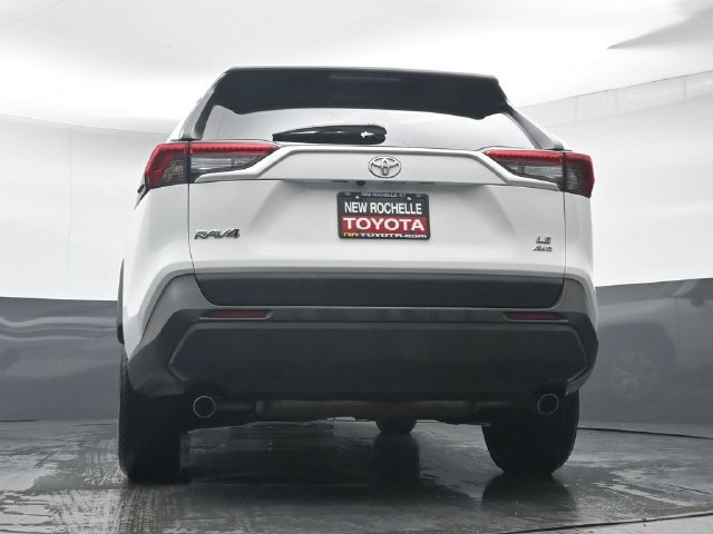 Certified 2025 Toyota RAV4 LE AWD/4WD image 30