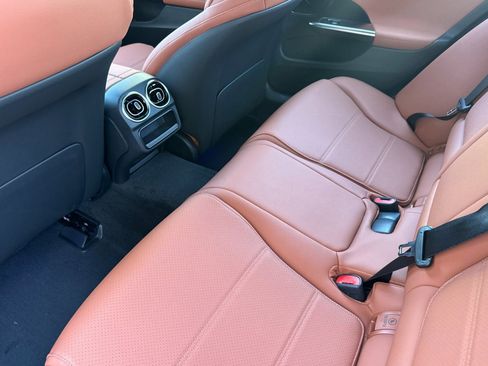 New 2026 Mercedes-Benz C 300 4MATIC Sedan image 21