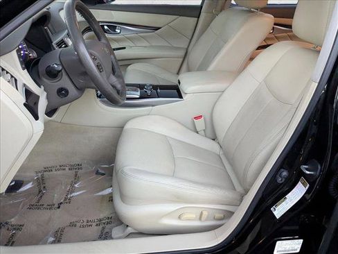 Used 2015 INFINITI Q70 L 3.7 w/ Technology Package image 17