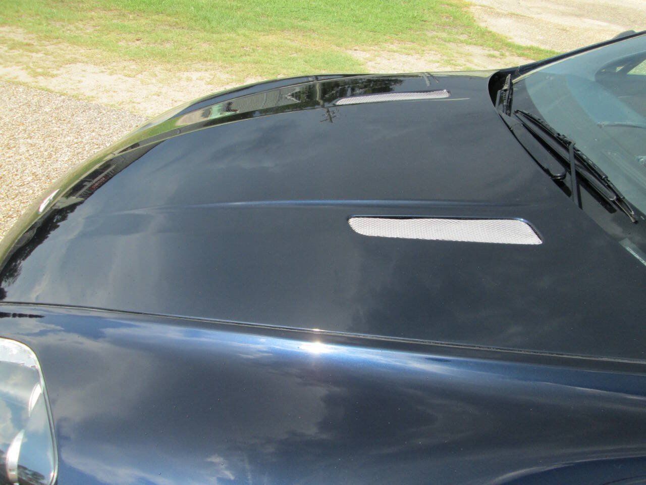 Used 2007 Aston Martin V8 Vantage Coupe RWD image 48