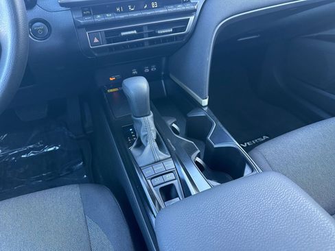 Used 2025 Toyota Camry LE image 40