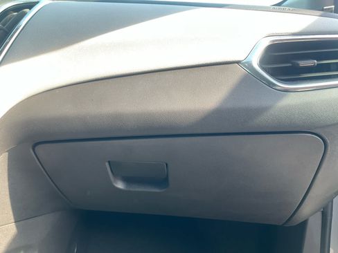 Used 2023 Chevrolet Equinox LT FWD image 32