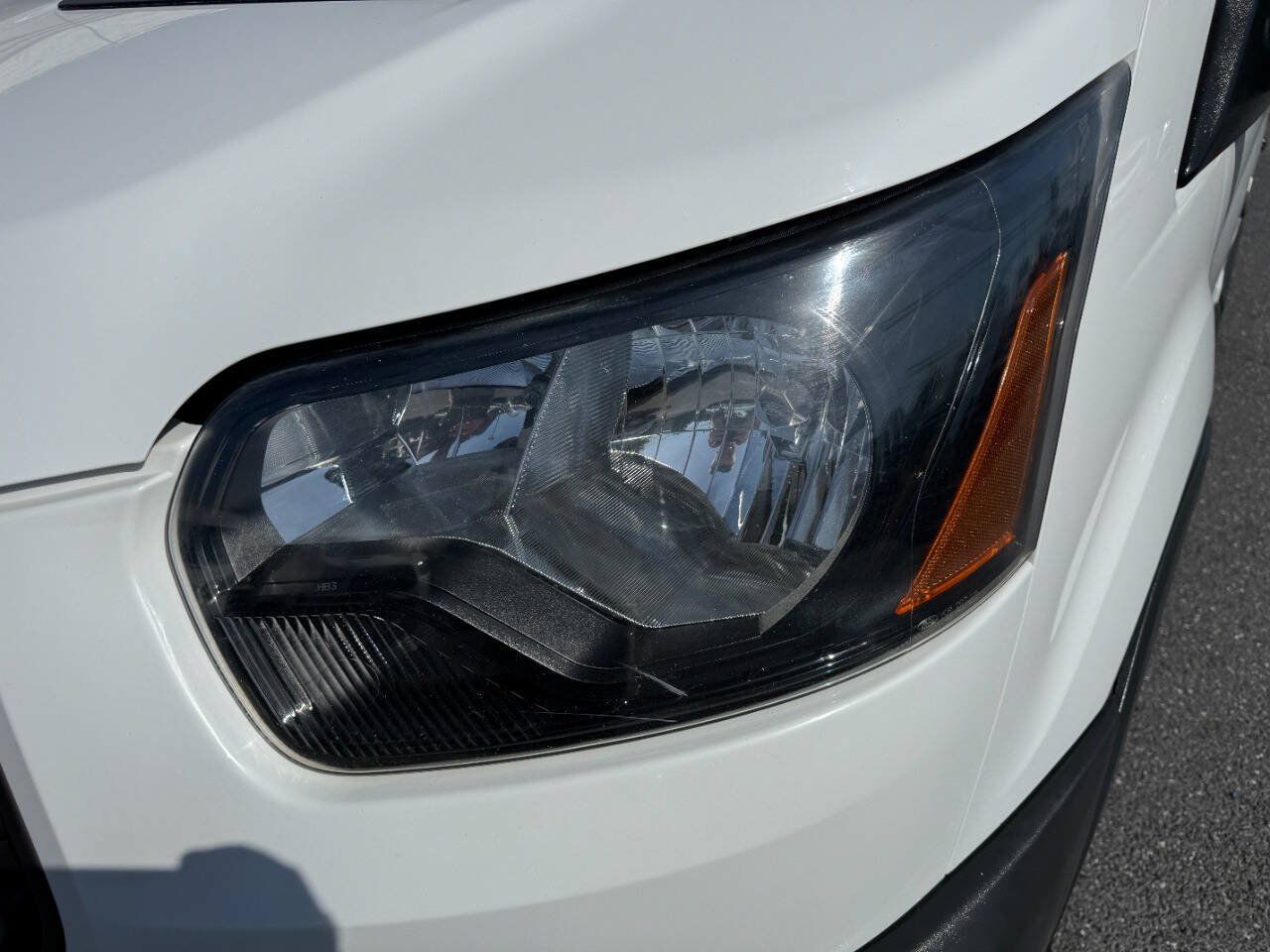 Used 2017 Ford Transit 250 148 Medium Roof RWD image 38