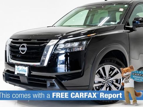 Used 2023 Nissan Pathfinder SV w/ SV Premium Package AWD/4WD image 2