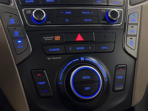 Used 2019 Hyundai Santa Fe XL FWD image 20