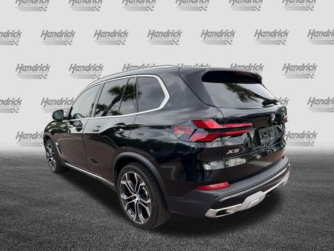 Certified 2024 BMW X5 xDrive40i w/ Premium Package AWD/4WD image 8