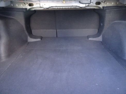 Used 2021 Toyota Corolla LE image 8