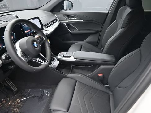 New 2026 BMW X2 xDrive28i w/ Technology Package AWD/4WD image 18