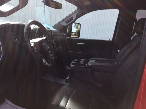 Used 2022 Chevrolet Silverado 2500 LTZ w/ Gooseneck/5TH Wheel Package image 7