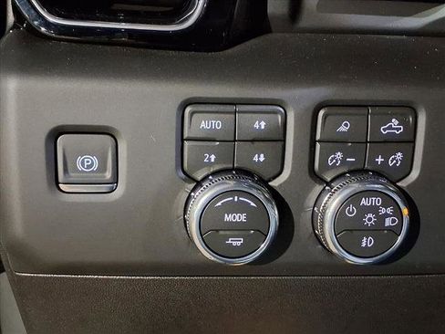 New 2026 GMC Sierra 2500 Denali w/ Denali Reserve Package image 15