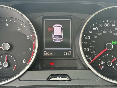 Used 2021 Volkswagen Tiguan SE w/ Panoramic Sunroof Package FWD image 27