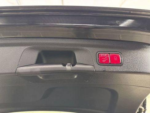 Used 2020 Mercedes-Benz GLE 350 4MATIC image 36