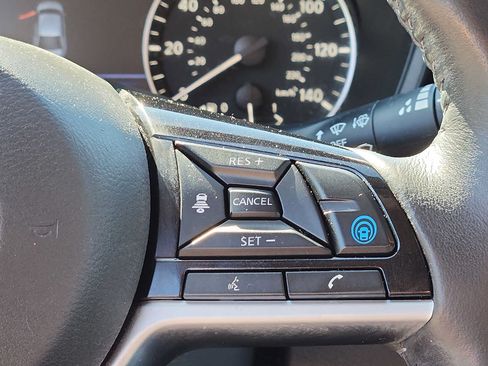 Used 2024 Nissan Altima 2.5 SL AWD/4WD image 22