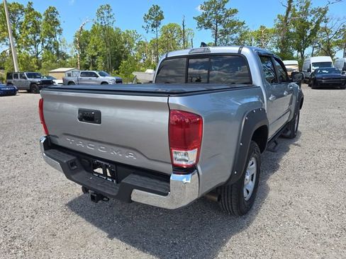 Used 2023 Toyota Tacoma SR5 RWD image 4