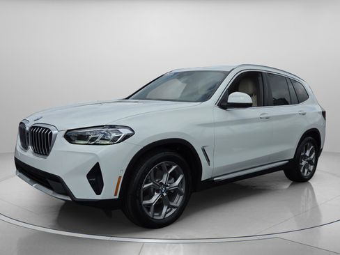 Certified 2023 BMW X3 sDrive30i w/ Convenience Package image 2