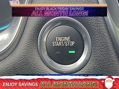 Used 2023 Chevrolet Traverse LT image 24