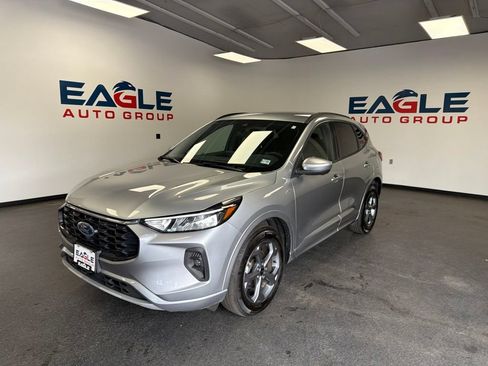 Used 2024 Ford Escape ST-Line Select w/ Tech Pack #2 AWD/4WD image 4