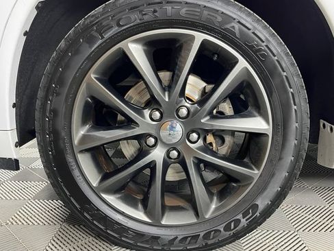 Used 2018 Dodge Durango GT AWD/4WD image 10