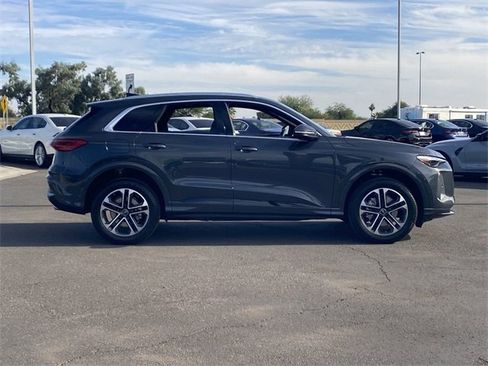 Used 2025 Audi Q5 Premium Plus image 6