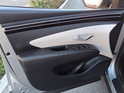 Certified 2024 Hyundai Tucson SEL image 11