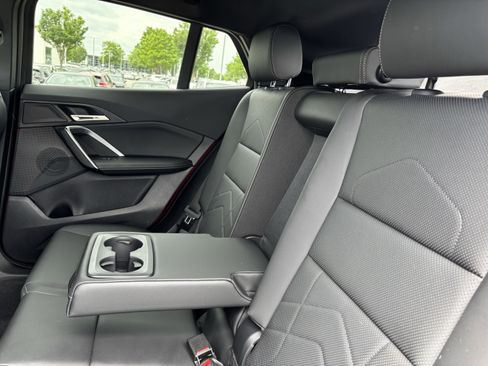 Certified 2025 BMW X2 xDrive28i AWD/4WD image 32