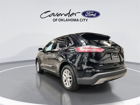 Used 2024 Ford Edge SEL image 6