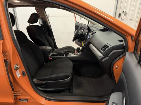 Used 2014 Subaru Crosstrek 2.0i Premium w/ Moonroof Package AWD/4WD image 43