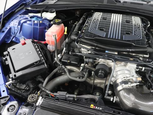 Used 2023 Chevrolet Camaro ZL1 RWD image 17