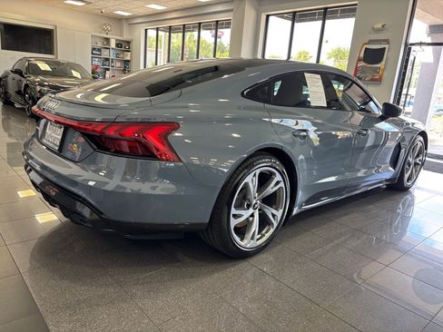 Used 2022 Audi e-tron GT Premium Plus image 16