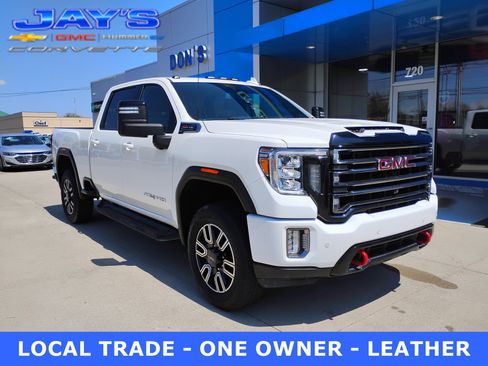 Used 2022 GMC Sierra 2500 AT4 w/ AT4 Preferred Package AWD/4WD image 1