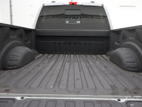 Used 2025 Ford F250 XLT w/ Black Appearance Package AWD/4WD image 31