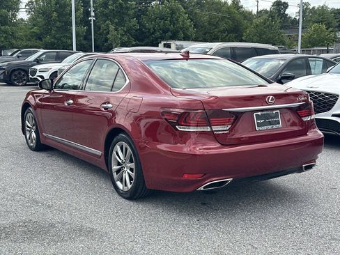Used 2015 Lexus LS 460 AWD w/ Comfort Package image 7