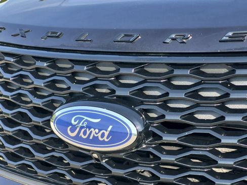 Used 2023 Ford Explorer ST w/ Equipment Group 401A AWD/4WD image 12