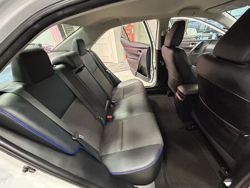 Used 2017 Toyota Corolla SE w/ Carpet Mat Package (TMS) image 41