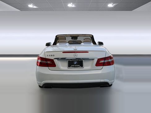 Used 2011 Mercedes-Benz E 550 Cabriolet image 10