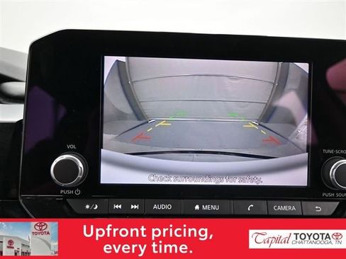 Used 2024 Nissan Pathfinder SV image 19