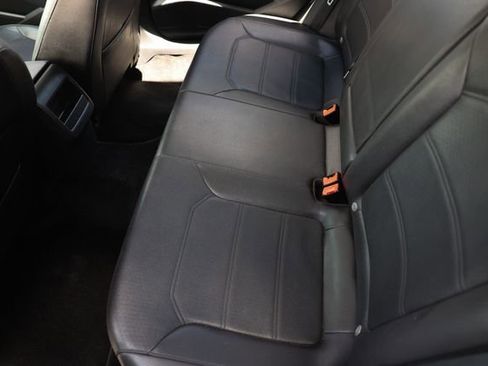 Used 2017 Volkswagen Passat 1.8T R-Line FWD image 13