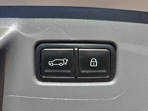 Used 2024 Hyundai Santa Fe Limited image 14