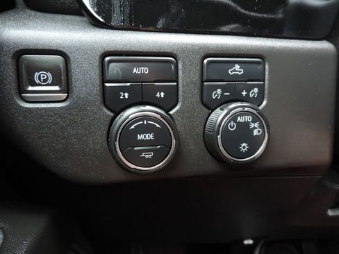 Certified 2023 Chevrolet Silverado 1500 LT image 26